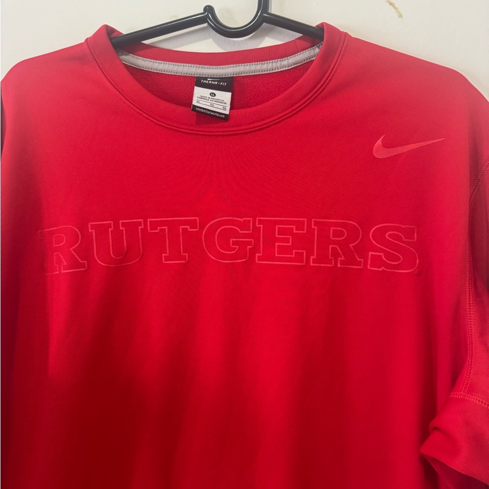 Nike Therma-Fit Red Pullover